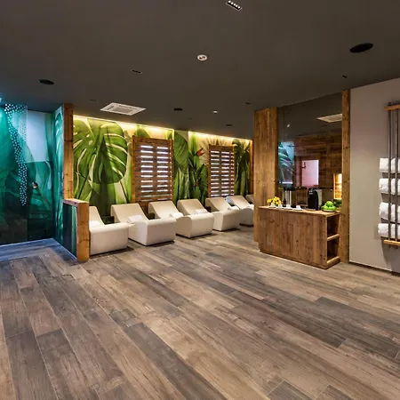 Hotiday Hotel Dormelletto